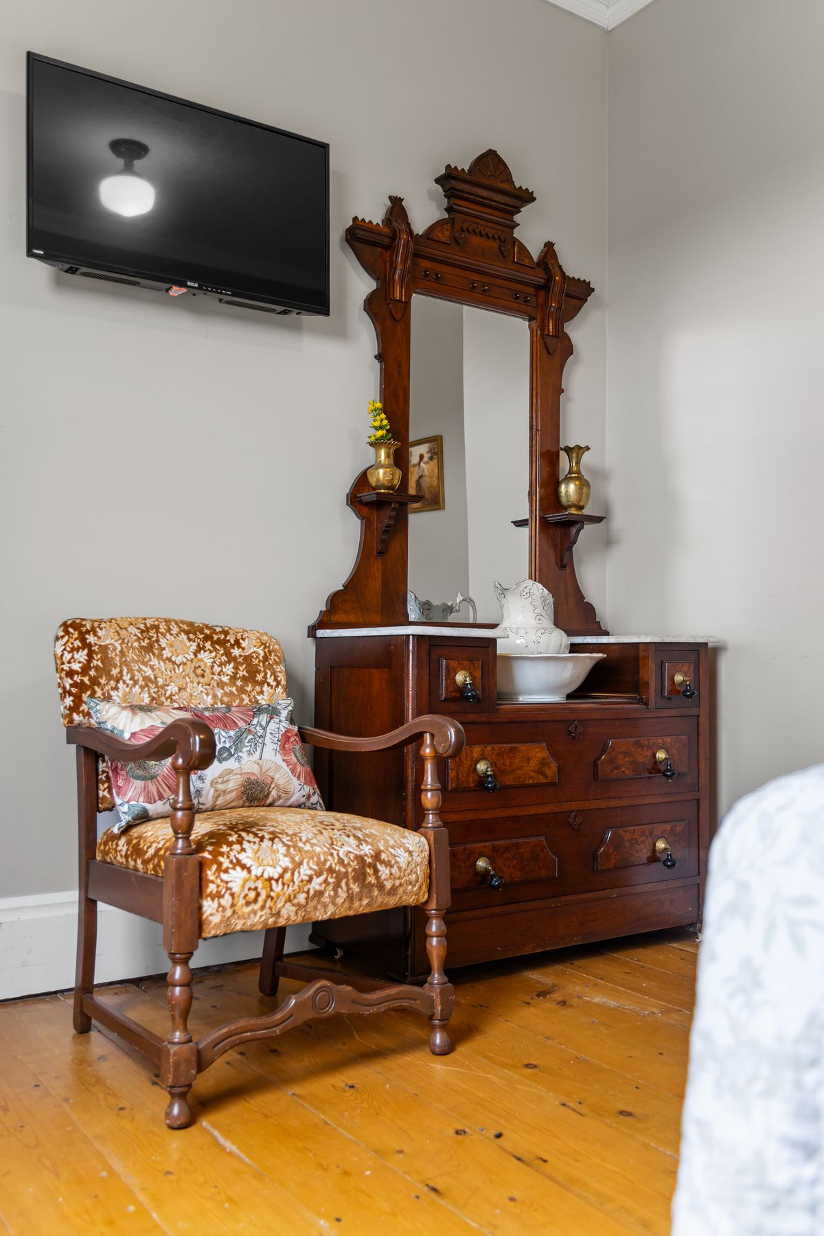 Avonlea Detail View 1